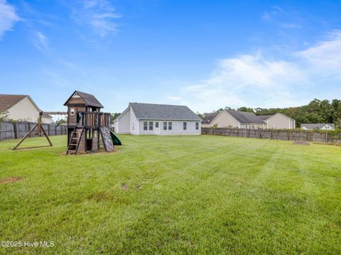 Tiny photo for 305 Forbes Lane, Jacksonville, NC 28540 (MLS # 100535701)