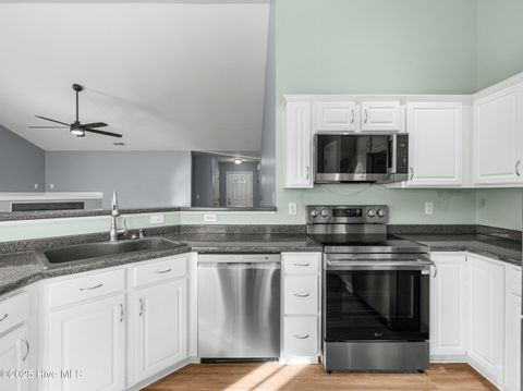 Tiny photo for 305 Forbes Lane, Jacksonville, NC 28540 (MLS # 100535701)