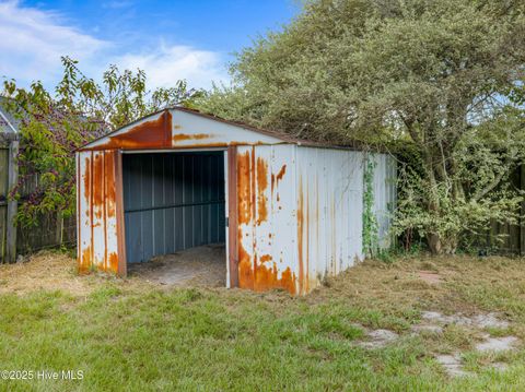 Tiny photo for 305 Forbes Lane, Jacksonville, NC 28540 (MLS # 100535701)