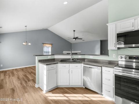 Tiny photo for 305 Forbes Lane, Jacksonville, NC 28540 (MLS # 100535701)