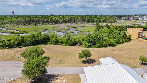 Photo of 106 Marshland Circle, Newport, NC 28570 (MLS # 100535917)