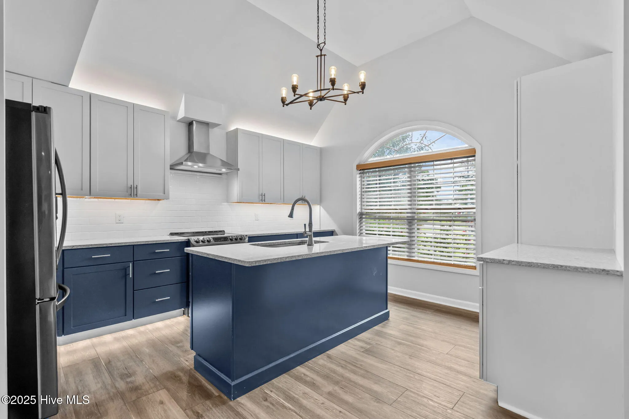 Wilmington, North Carolina 28405, United States, 4 Bedrooms Bedrooms, ,3 BathroomsBathrooms,Residential,Pending,209215