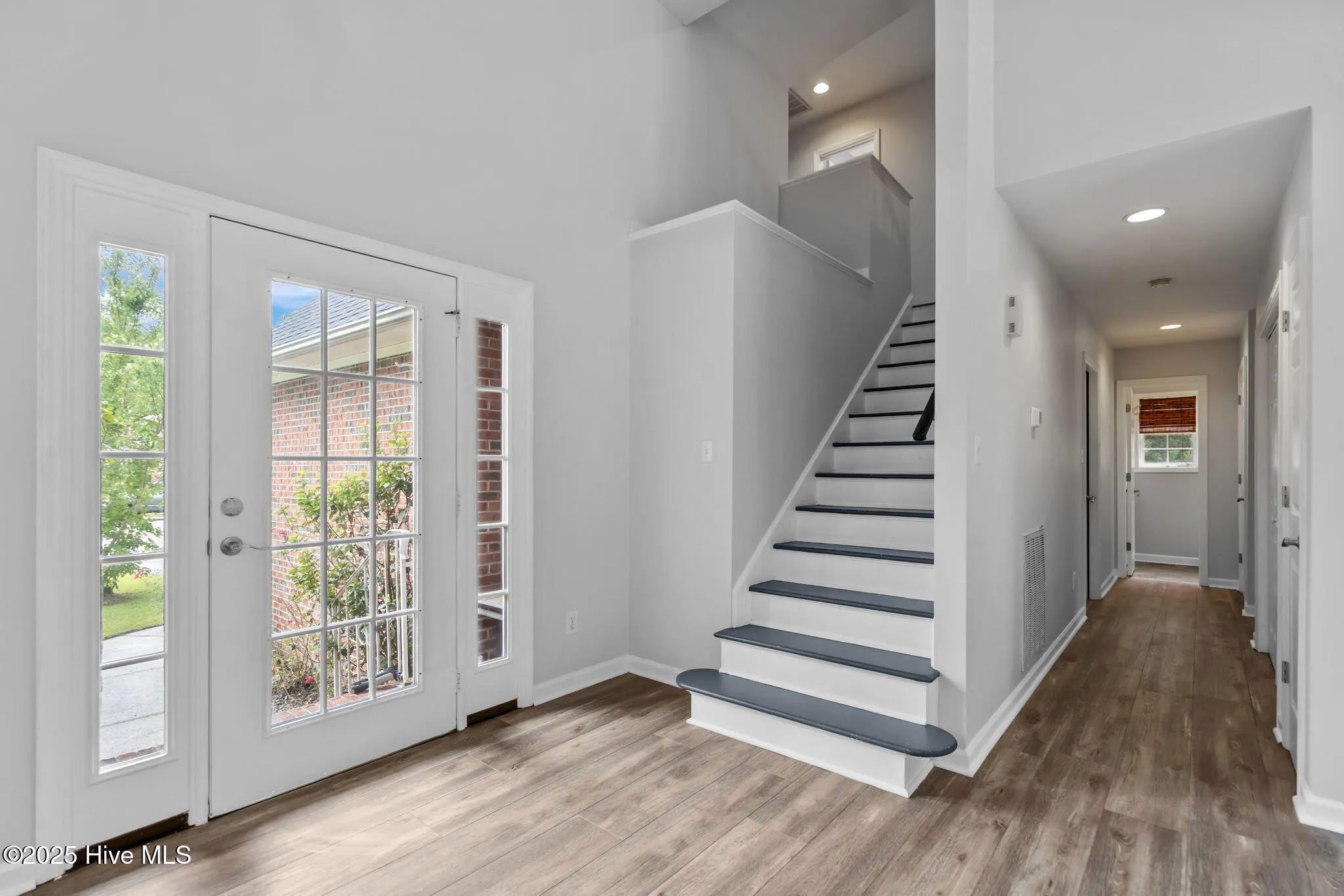 Wilmington, North Carolina 28405, United States, 4 Bedrooms Bedrooms, ,3 BathroomsBathrooms,Residential,Pending,209215