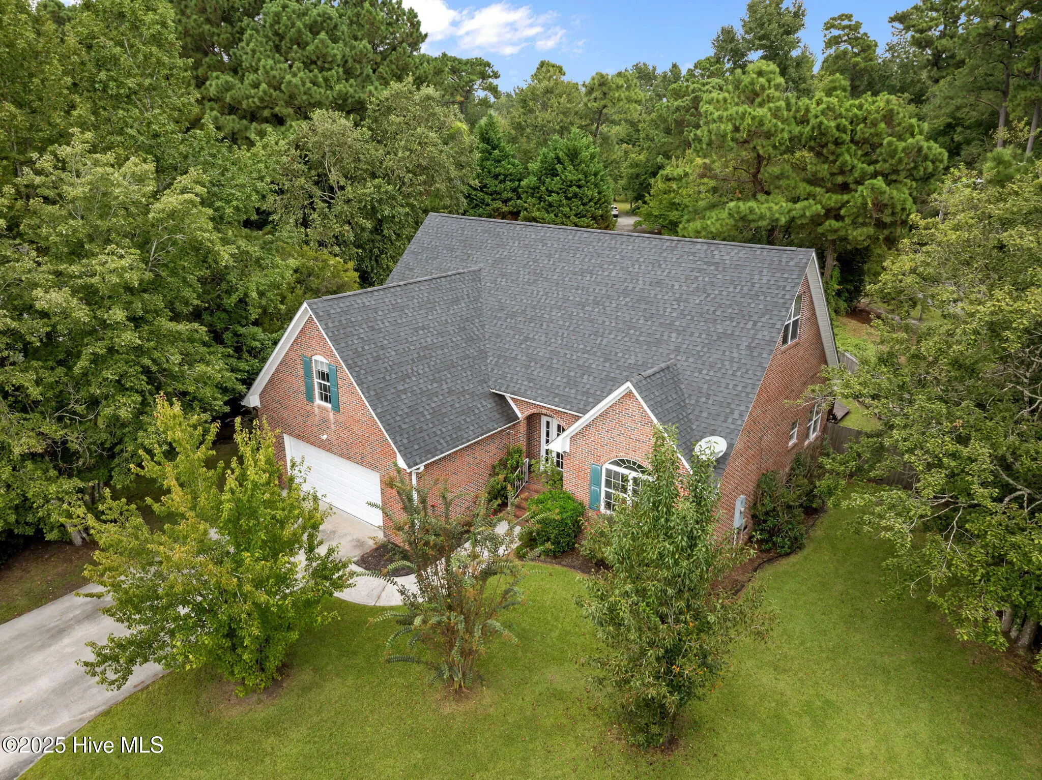 Wilmington, North Carolina 28405, United States, 4 Bedrooms Bedrooms, ,3 BathroomsBathrooms,Residential,Pending,209215