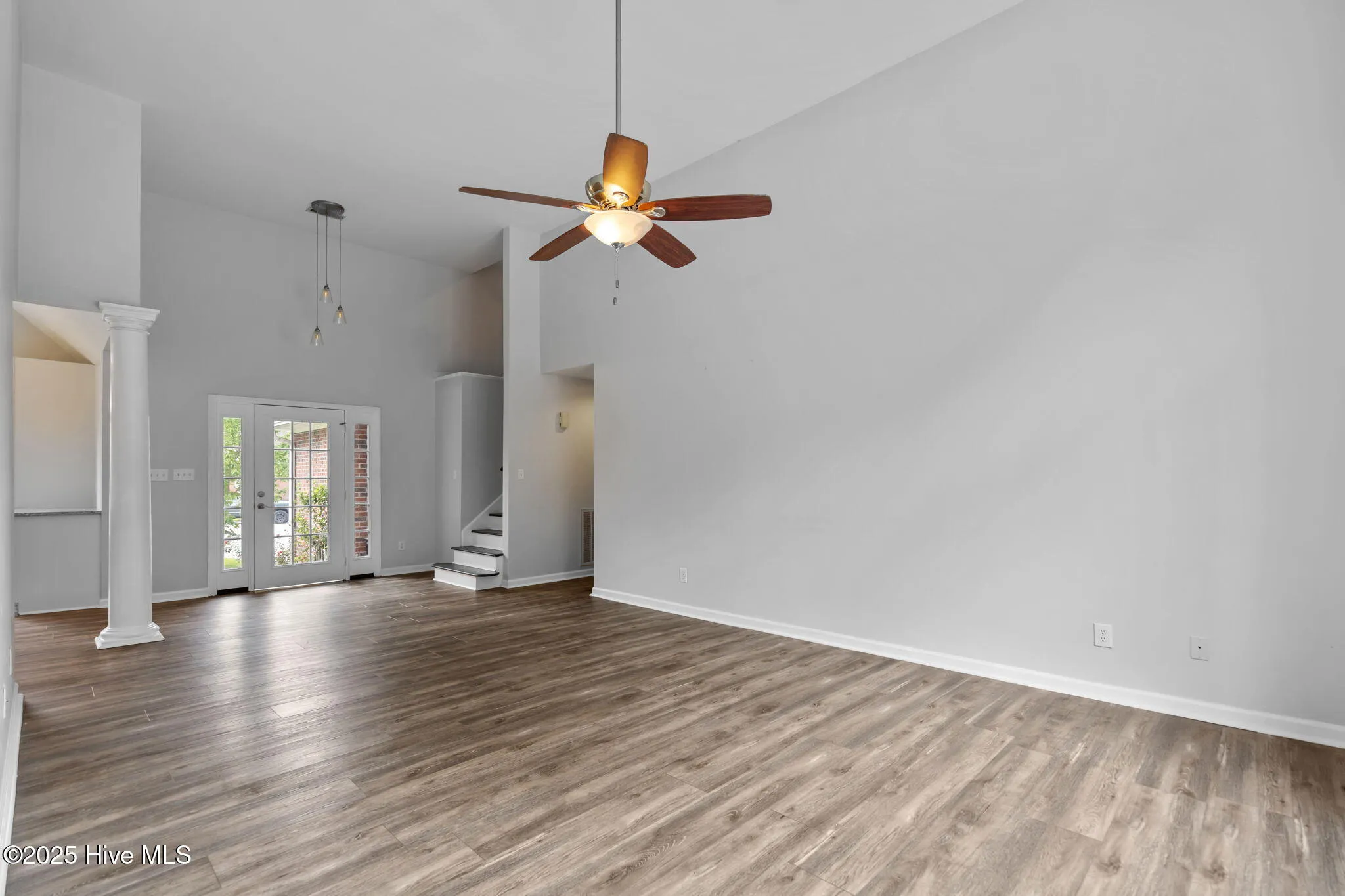 Wilmington, North Carolina 28405, United States, 4 Bedrooms Bedrooms, ,3 BathroomsBathrooms,Residential,Pending,209215