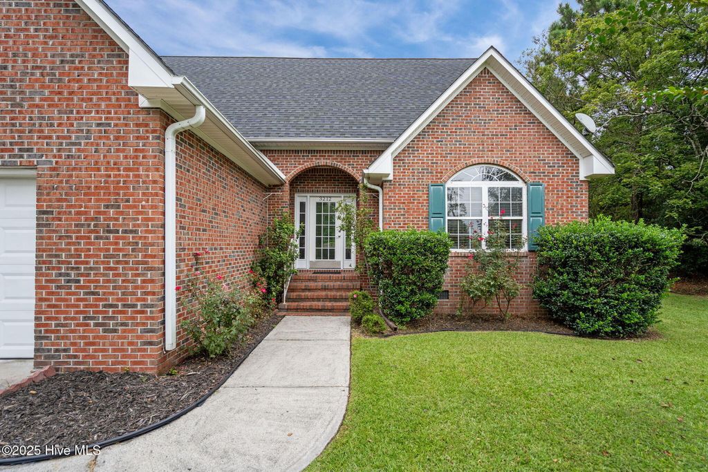 Photo of 3212 Dalton Court, Wilmington, NC 28405 (MLS # 100530309)