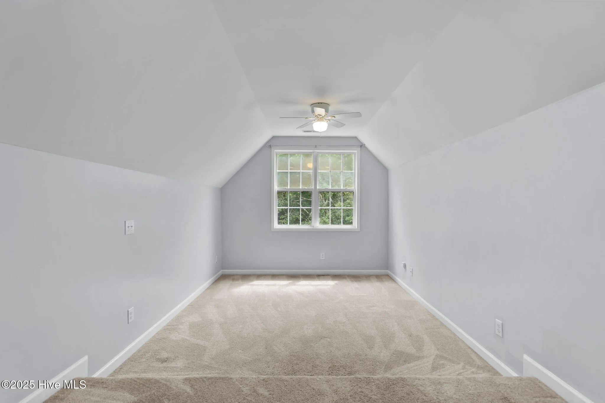 Wilmington, North Carolina 28405, United States, 4 Bedrooms Bedrooms, ,3 BathroomsBathrooms,Residential,Pending,209215