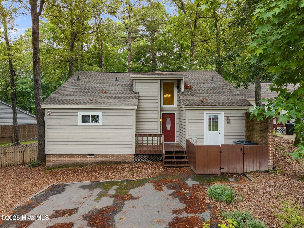 Photo of 968 S Bay Drive, Sanford, NC 27332 (MLS # 100536877)