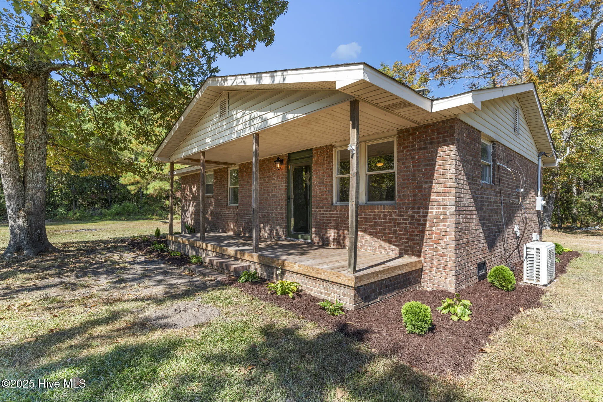 Tar Heel, North Carolina 28392, United States, 2 Bedrooms Bedrooms, ,1 BathroomBathrooms,Residential,Active,219717