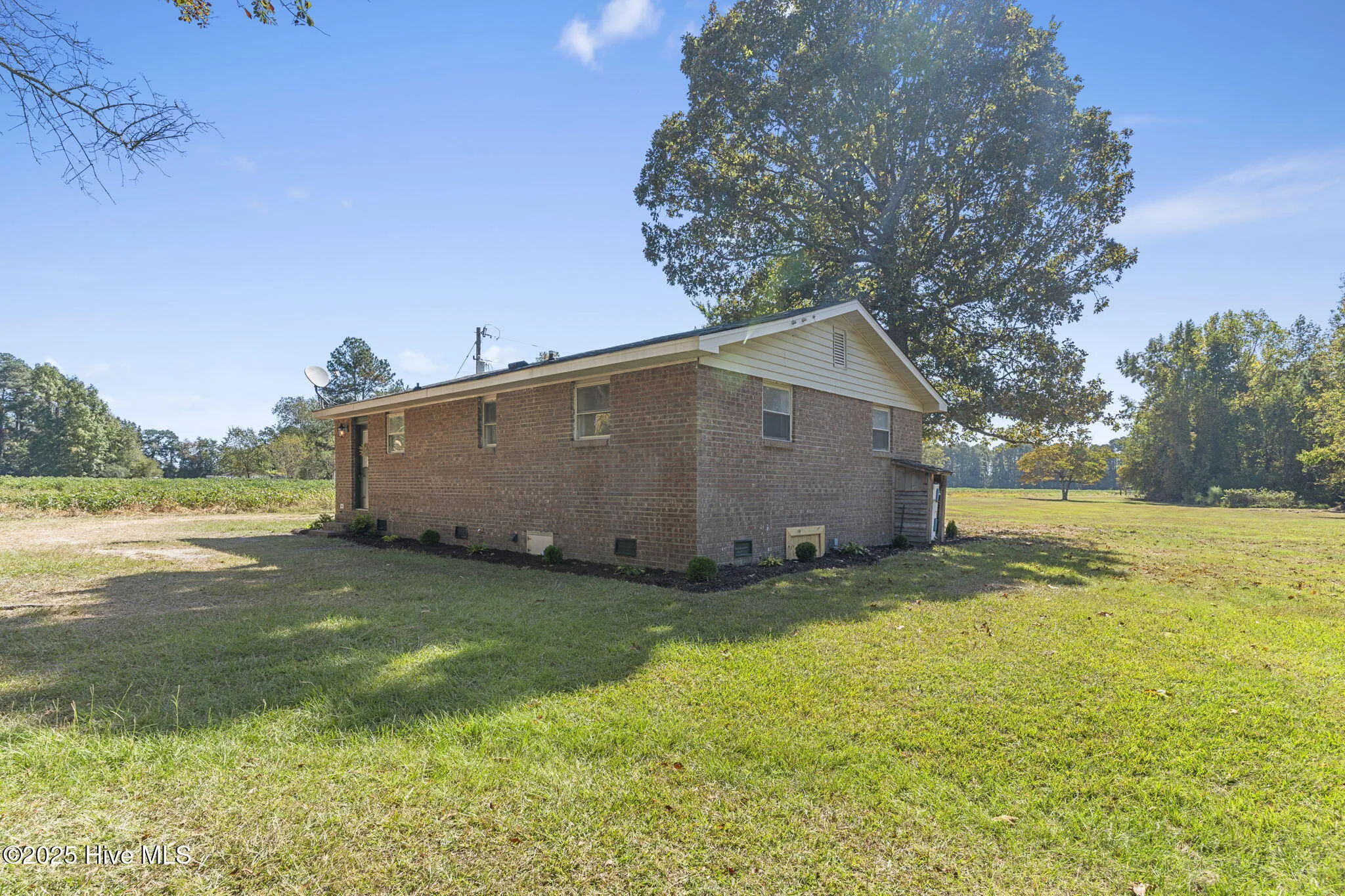 Tar Heel, North Carolina 28392, United States, 2 Bedrooms Bedrooms, ,1 BathroomBathrooms,Residential,Active,219717
