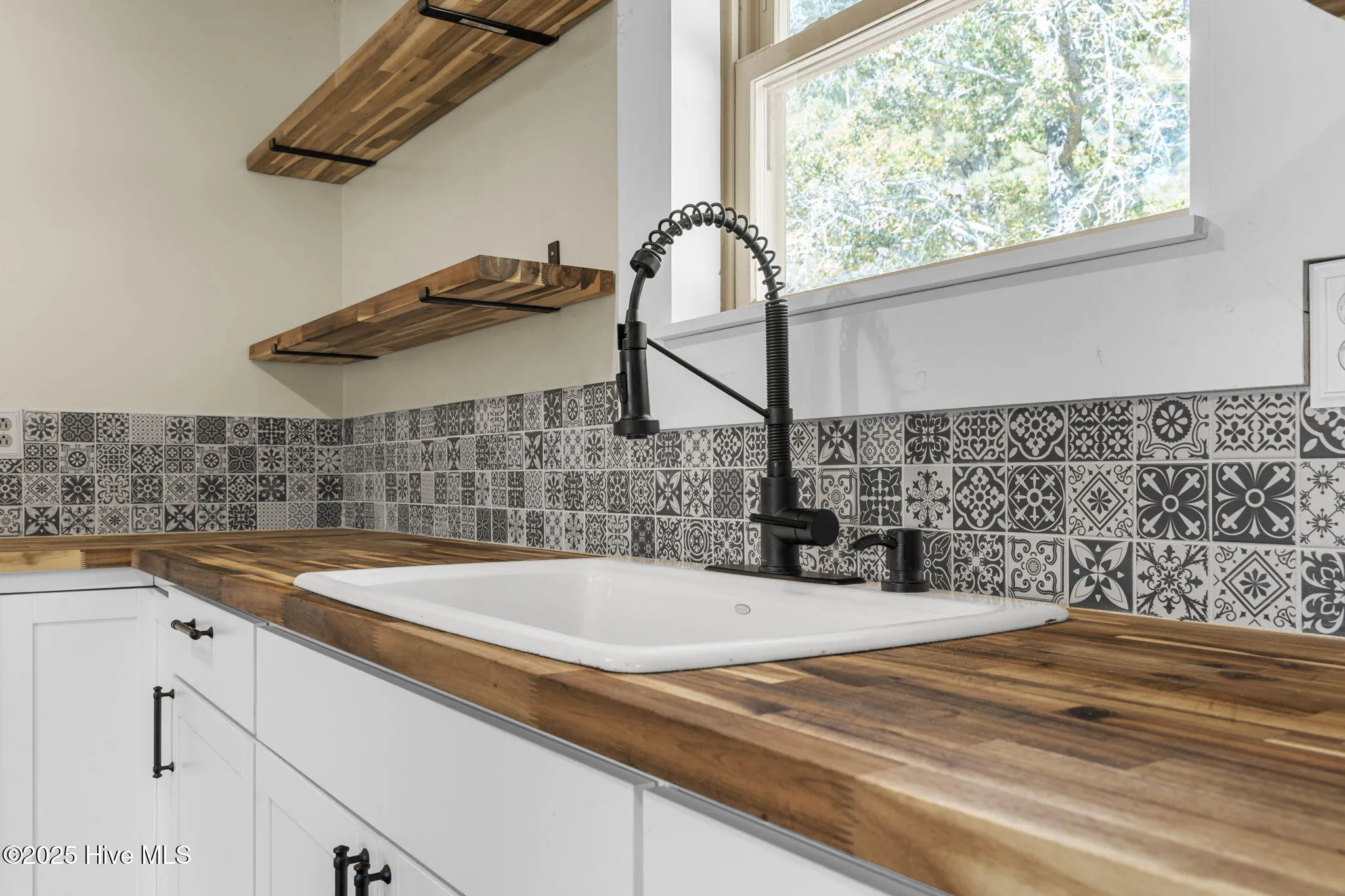 Tar Heel, North Carolina 28392, United States, 2 Bedrooms Bedrooms, ,1 BathroomBathrooms,Residential,Active,219717