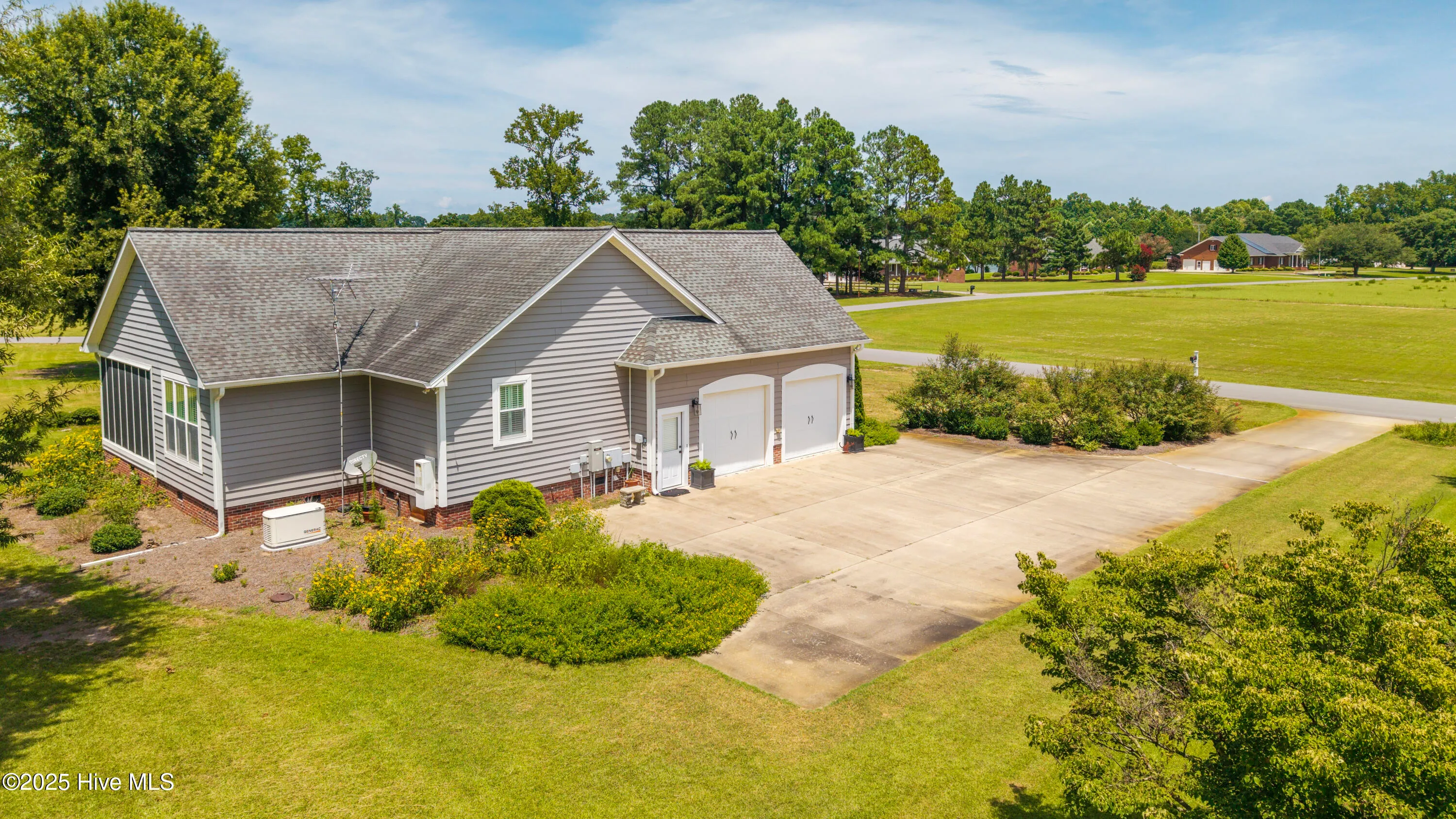 Warsaw, North Carolina 28398, United States, 3 Bedrooms Bedrooms, ,2 BathroomsBathrooms,Residential,Active,179032