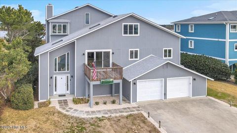 A home in Oak Island