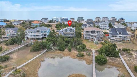 A home in Oak Island