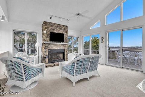 A home in Oak Island