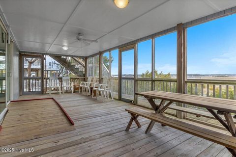 A home in Oak Island