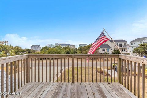 A home in Oak Island