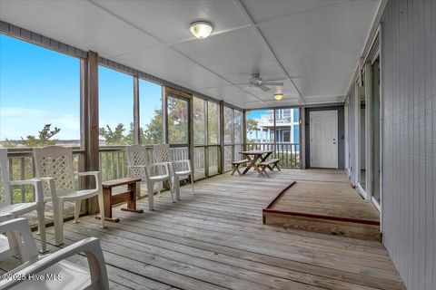 A home in Oak Island