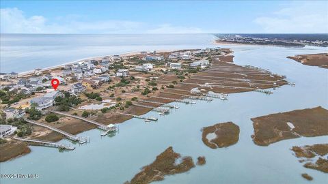 A home in Oak Island