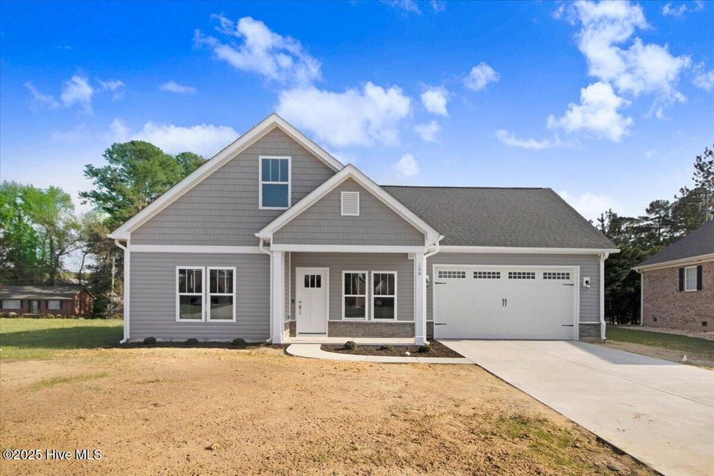 Photo of 106 Kingston Circle, Goldsboro, NC 27530 (MLS # 100543037)