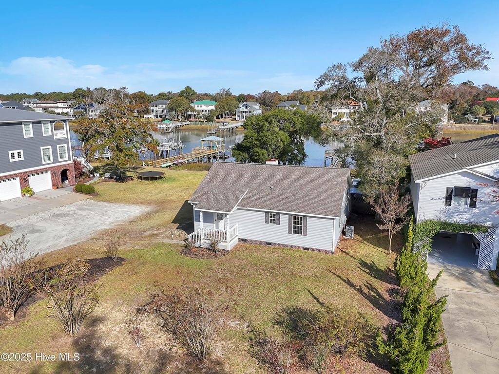 Photo of 2502 E Yacht Drive, Oak Island, NC 28465 (MLS # 100541490)