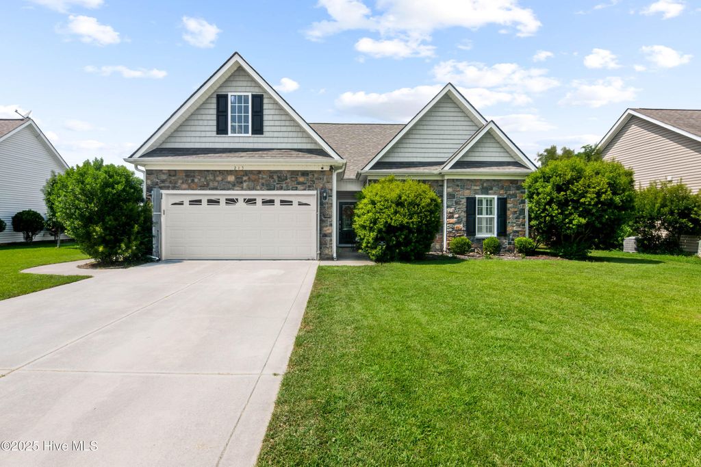 Photo of 213 Wynbrookee Lane, Jacksonville, NC 28546 (MLS # 100516702)