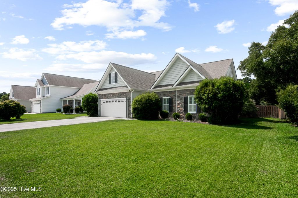 Photo of 213 Wynbrookee Lane, Jacksonville, NC 28546 (MLS # 100516702)