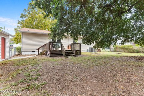 Tiny photo for 104 Maiden Lane, Jacksonville, NC 28546 (MLS # 100535767)