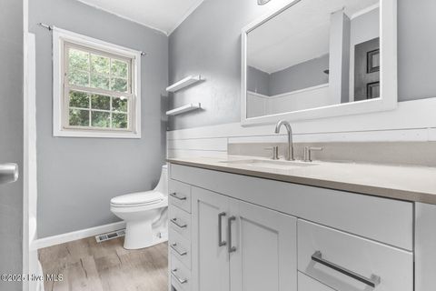 Tiny photo for 104 Maiden Lane, Jacksonville, NC 28546 (MLS # 100535767)