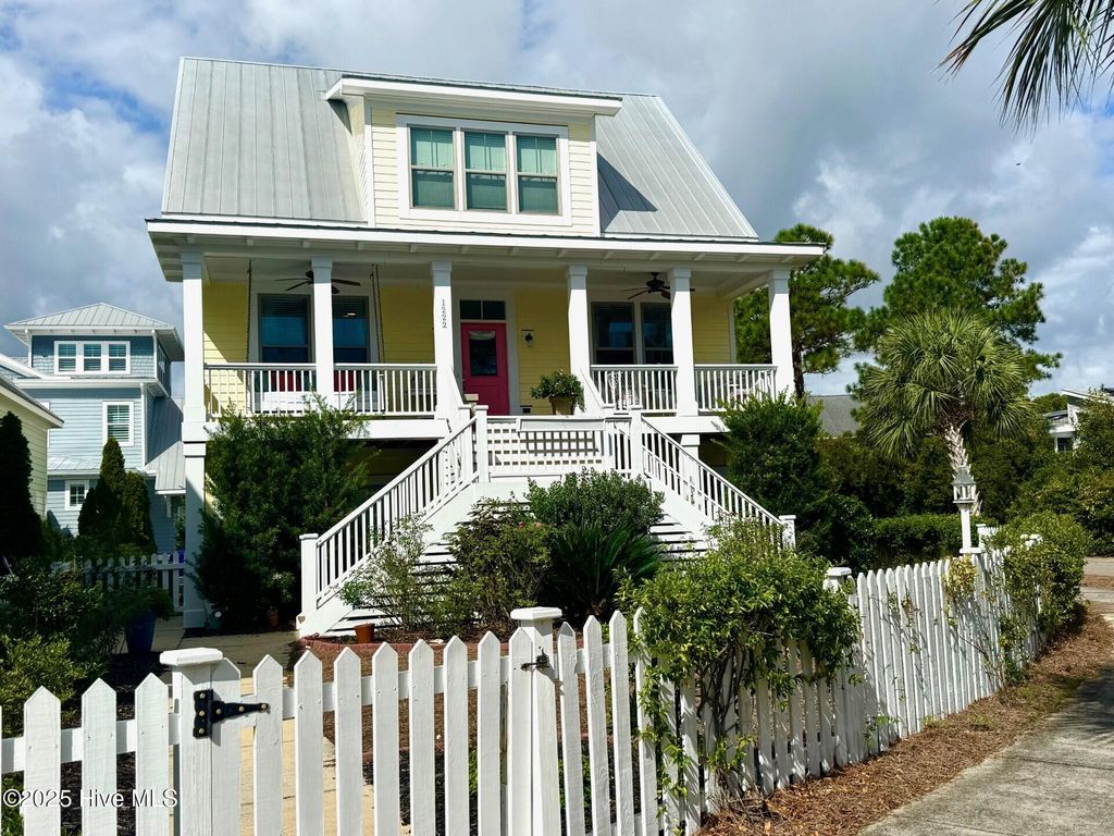 Photo of 1222 Croaker Lane, Carolina Beach, NC 28428 (MLS # 100536198)