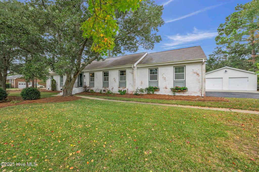 Photo of 113 Yorkshire Lane, Wilmington, NC 28409 (MLS # 100538722)