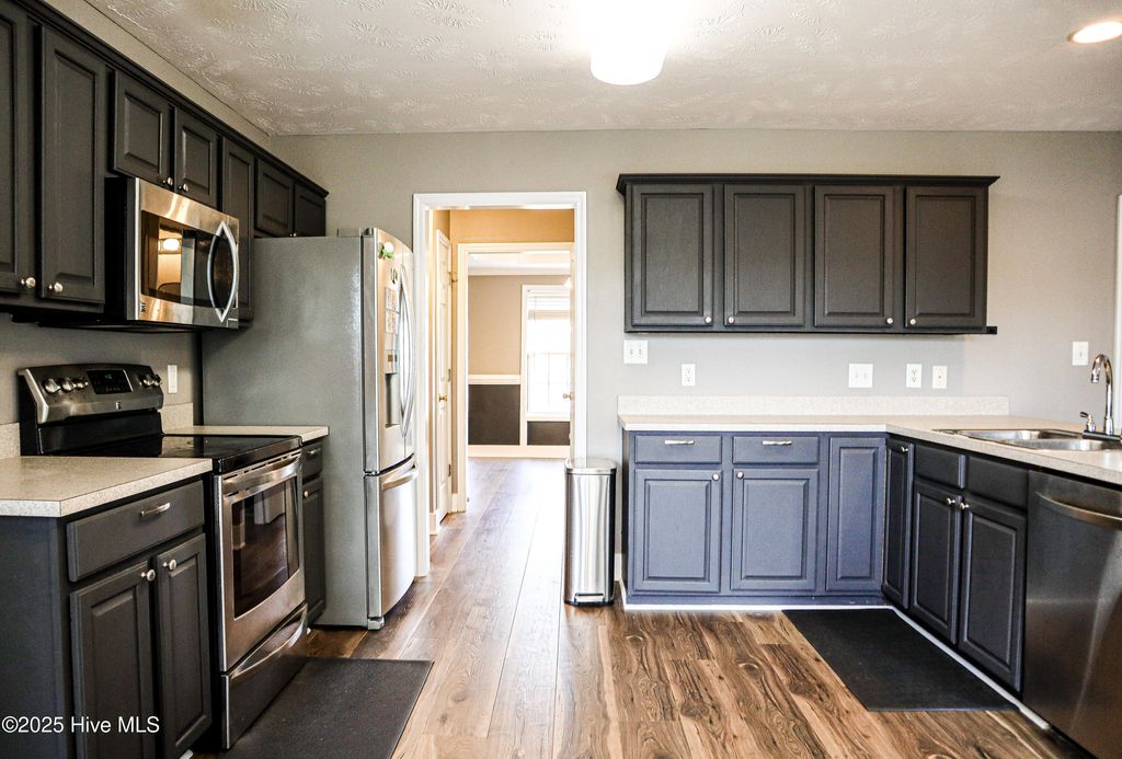 Photo of 101 Daleview Court, Richlands, NC 28574 (MLS # 100536147)