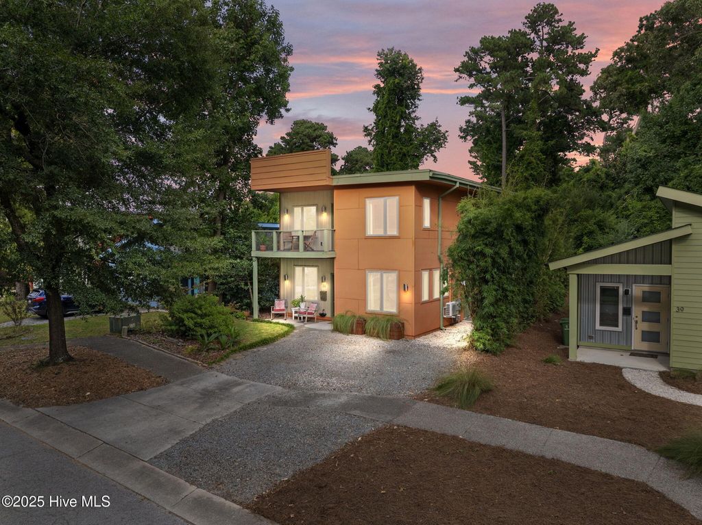 Photo of 35 S 29th Street, Wilmington, NC 28403 (MLS # 100531214)