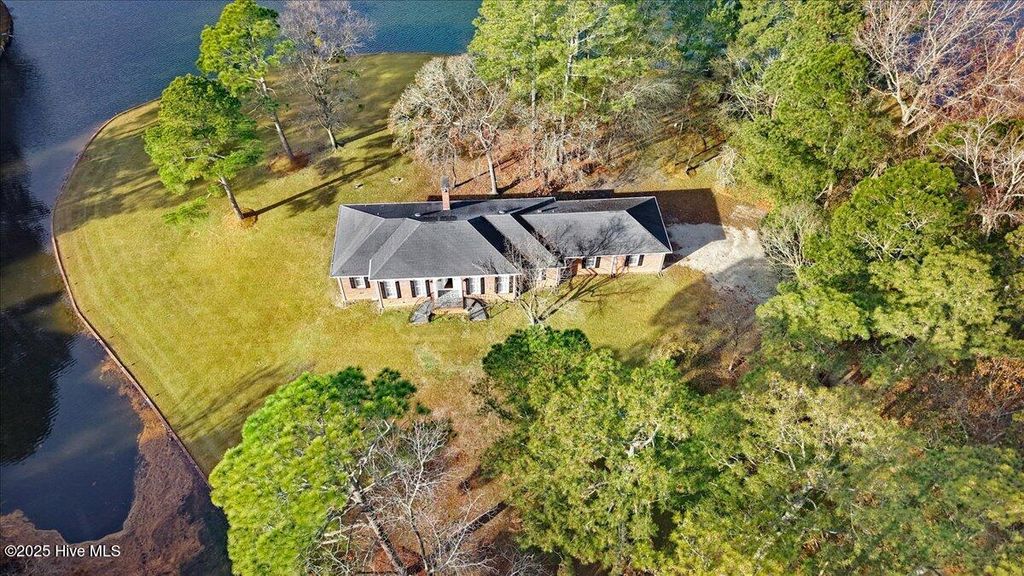 Photo of 123 Walnut Creek Drive, Goldsboro, NC 27534 (MLS # 100544273)