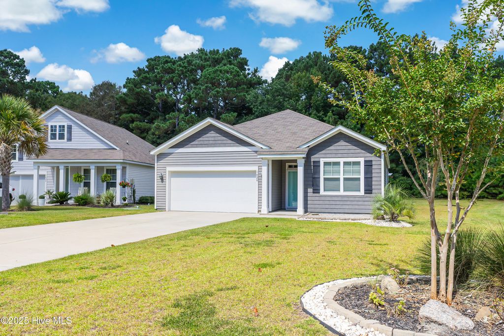 Photo of 1428 St Dunstan Court SE, Bolivia, NC 28422 (MLS # 100531779)