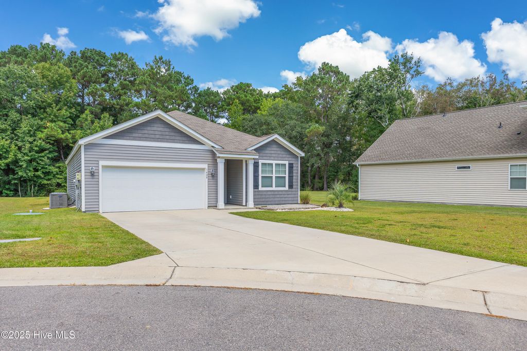 Photo of 1428 St Dunstan Court SE, Bolivia, NC 28422 (MLS # 100531779)