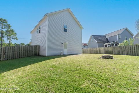 A home in Sneads Ferry