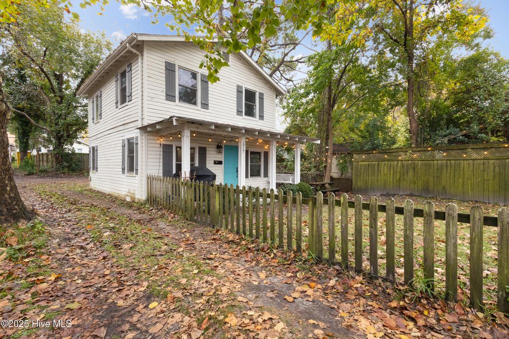 Photo of 317 S 15th Street, Wilmington, NC 28401 (MLS # 100539278)