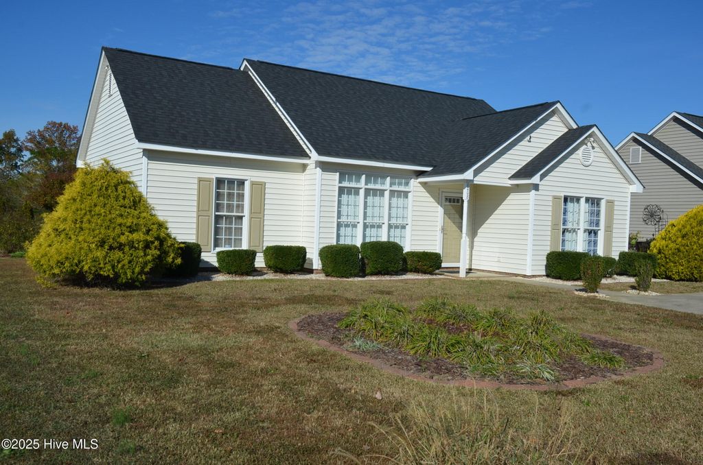 Photo of 1008 Rosebud Drive, Rocky Mount, NC 27804 (MLS # 100538205)