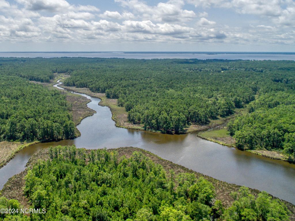 Photo of 11 Bradford Court, Belhaven, NC 27810 (MLS # 100455168)