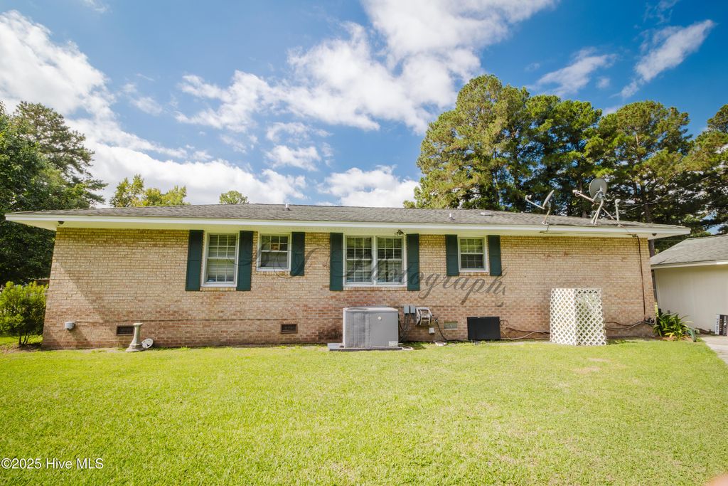 Photo of 125 Evans Street, Fair Bluff, NC 28439 (MLS # 100534450)
