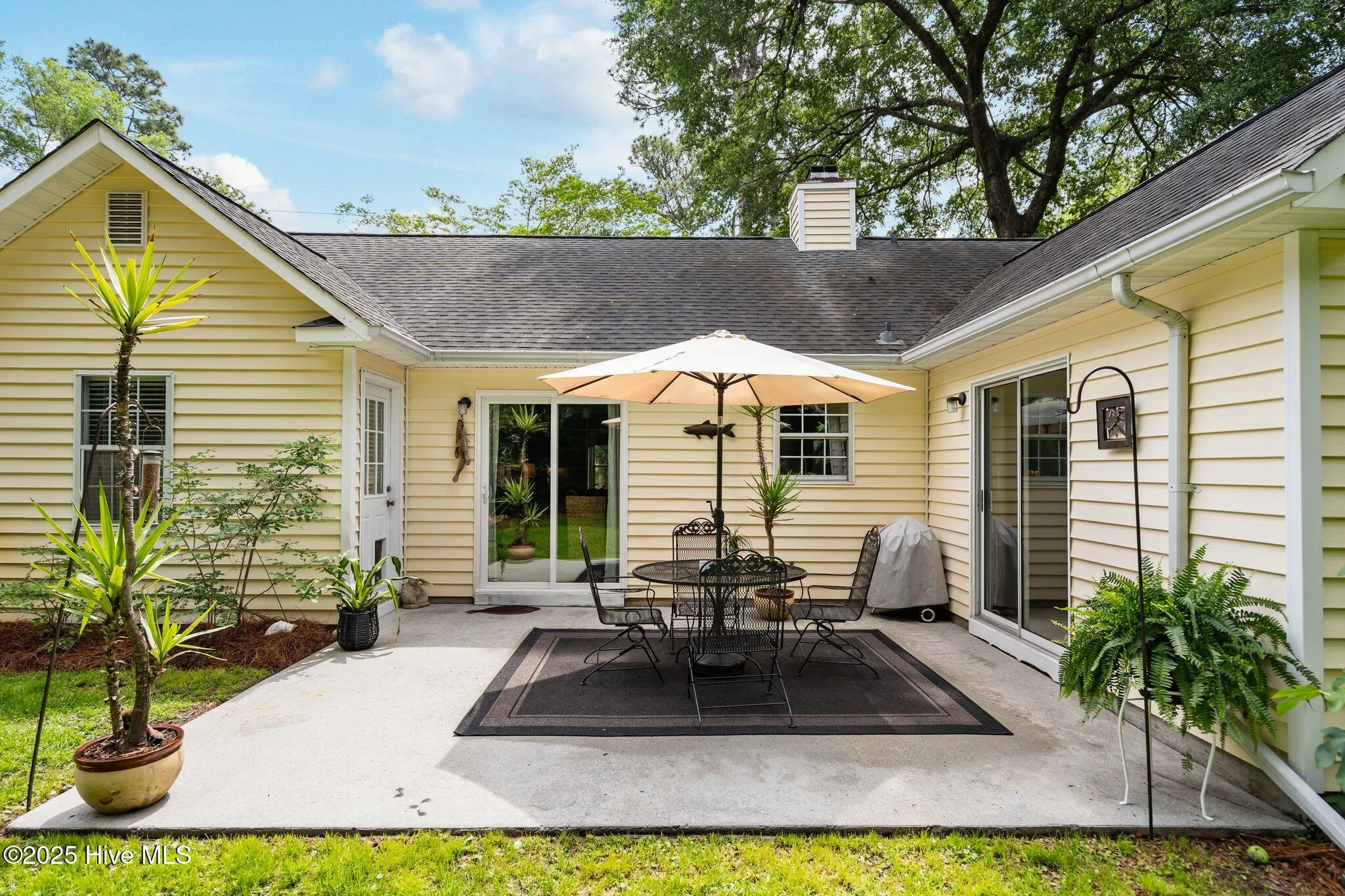 Wilmington, North Carolina 28409, United States, 3 Bedrooms Bedrooms, ,2 BathroomsBathrooms,Residential,Active,115899