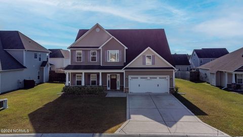 A home in Sneads Ferry