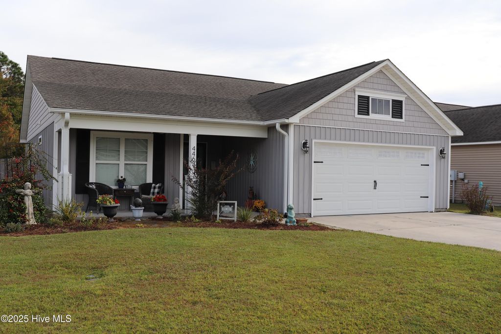 Photo of 4463 Maritime Oak Drive SE, Southport, NC 28461 (MLS # 100538304)