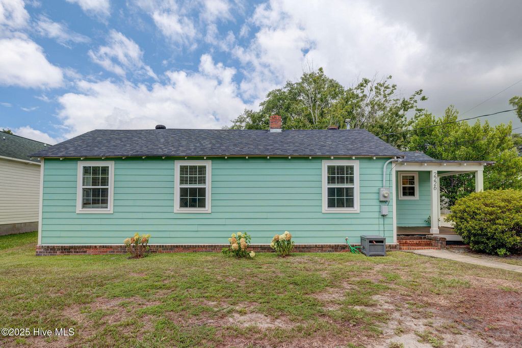 Photo of 2226 Washington Street, Wilmington, NC 28401 (MLS # 100521427)