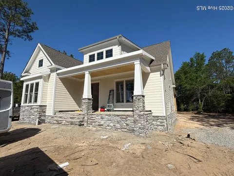 MLS: 100504074