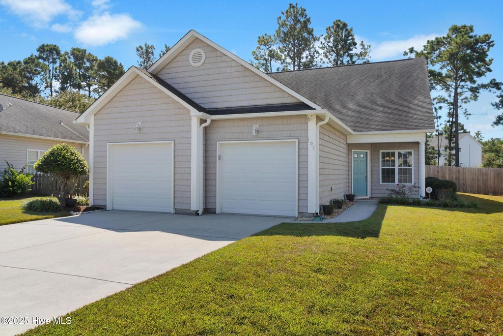 Photo of 107 Mooney Court, Hampstead, NC 28443 (MLS # 100532898)