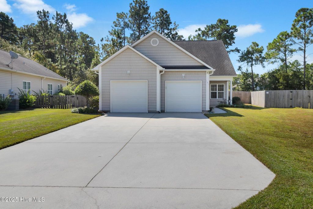Photo of 107 Mooney Court, Hampstead, NC 28443 (MLS # 100532898)