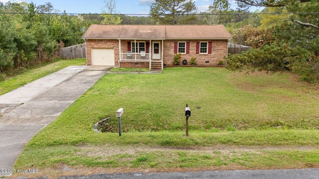 Photo of 250 Ernest Gurganus Road, Jacksonville, NC 28540 (MLS # 100499352)