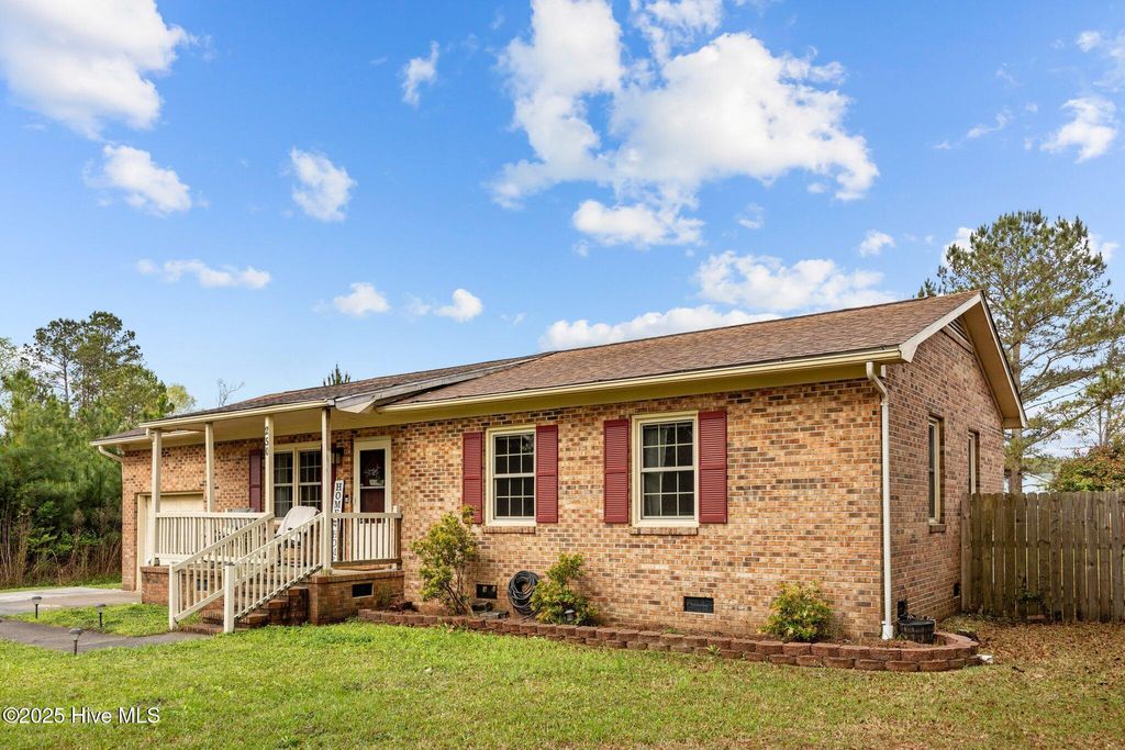 Photo of 250 Ernest Gurganus Road, Jacksonville, NC 28540 (MLS # 100499352)